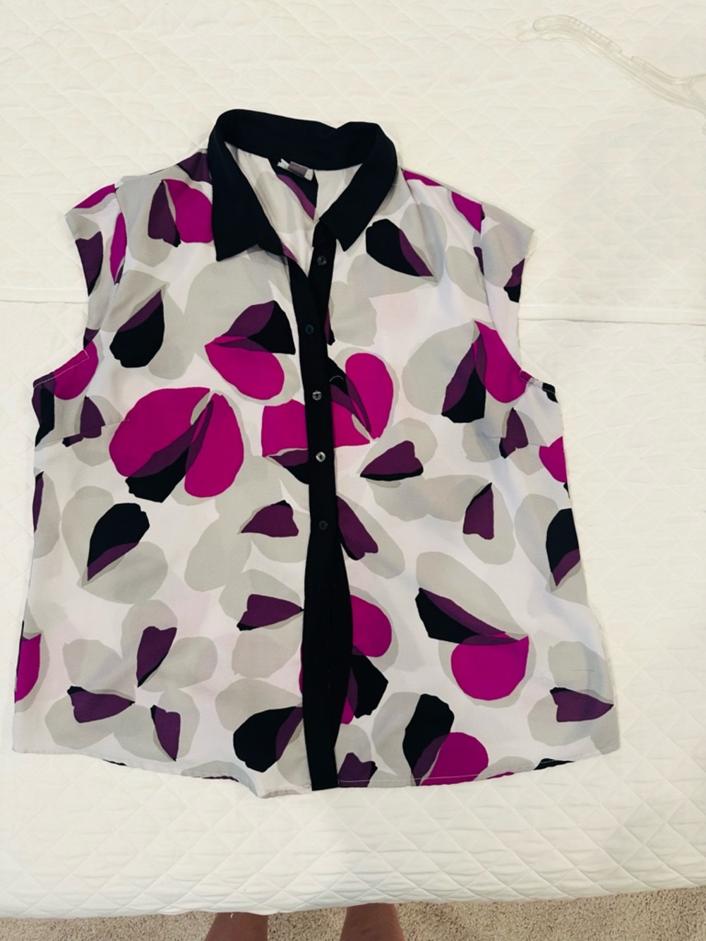 Worthington Violet, Black & White Printed Blouse